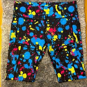 Constantly Varied Gear, paint splattered capri leggings, sized 2xl